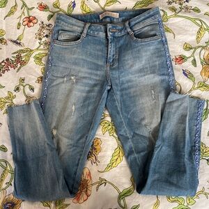 Zara Jeans with Pearl Design